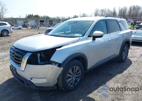 2022 Nissan Pathfinder Sv 4Wd из США, поврежденный, VIN 5N1DR3BC2NC238126